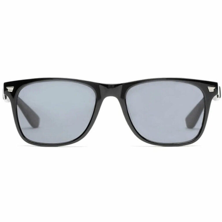 Mijia Turok Steinhardt Traveler Fashion